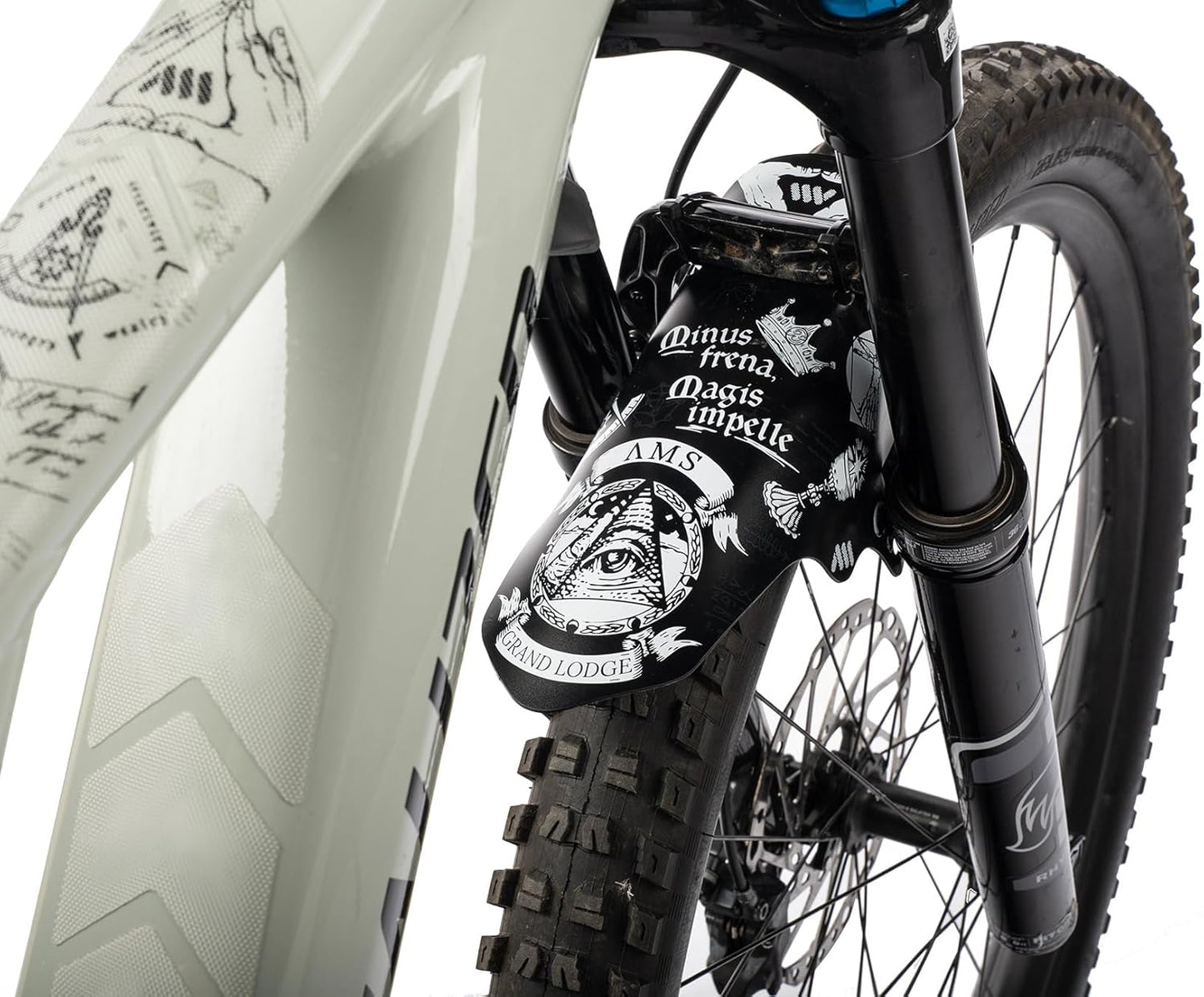 All Mountain Style AMS Front Mudguard – Fits 26’’,27.5’’,29’’, Dazzle/Black