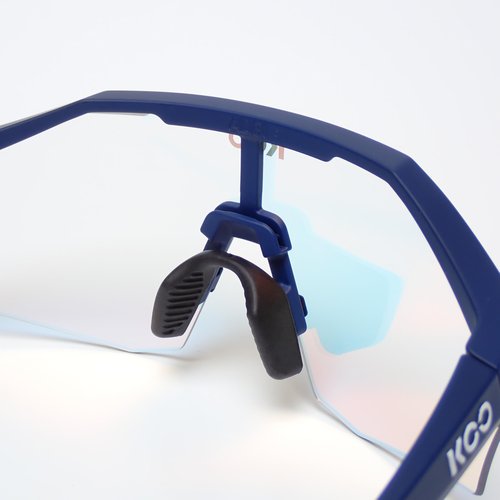 KOO Alibi Sunglasses | Performance Eyewear for Road, MTB, Road Cycling & Cyclocross Sports - Dark Blue Matt Photochromic Red