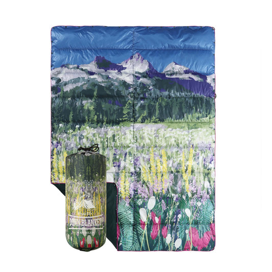 APSMILE Outdoor Down Blanket | Extra Warm & Puffy Camping Blanket | Water-resistant, Lightweight, Packable Sleeping Quilt for Camp, Travel, Hiking, Picnic, Backpack (Flower Valley HD Printed, 52"x75")