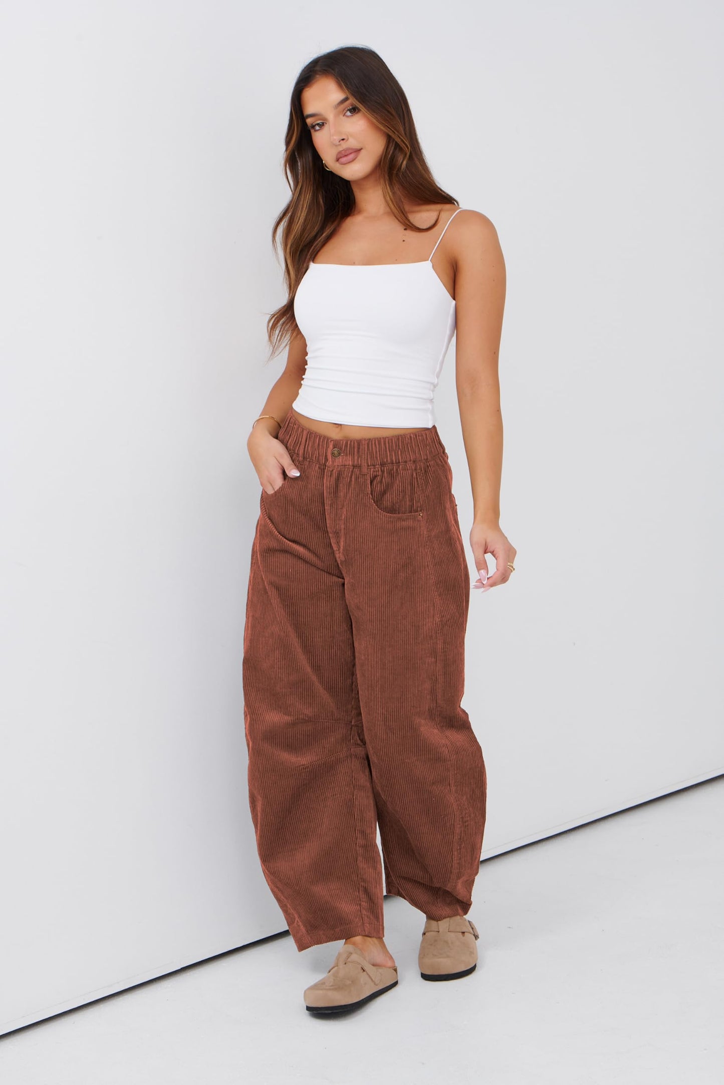 Lviefent Womens Mid Rise Cord Barrel Jeans Casual Baggy Wide Leg Corduroy Cropped Ankle Pants with Pockets (Burgundy-S)