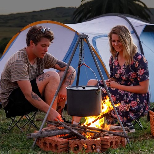 Naturehike 10.5 Quart Aluminum Hanging Pot, 6-8 Person Portable Camping Pot with Lid, Ultralight Outdoor Cooking Pot Cookware for Hiking Picnic Travel