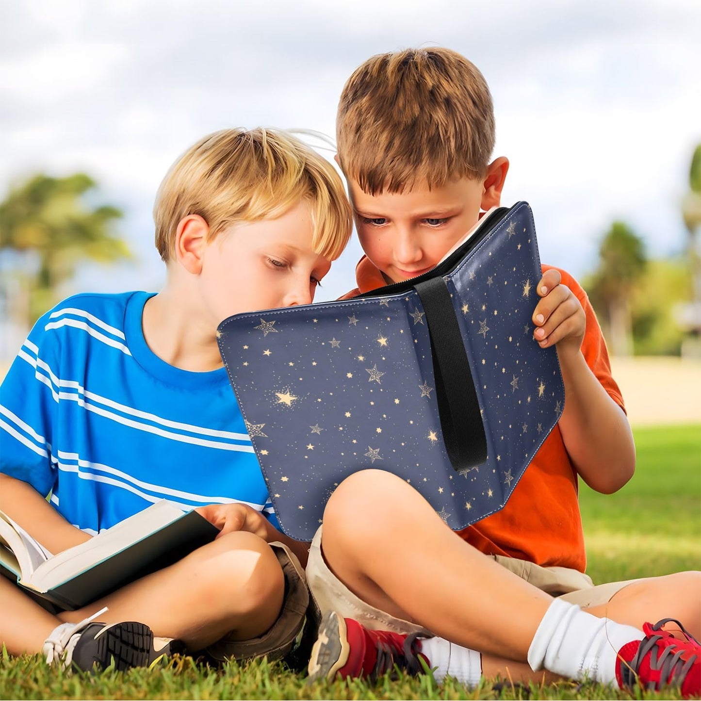 4 Pockets Trading Card Album Holder Book Folder Sports Card Binder Space Galaxy Star 400 Double Side Pockets for 3 Ring Binder Zipper