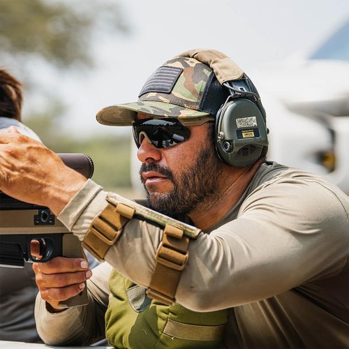 Magpul Defiant Tactical Glasses Sport Sunglasses for Men Polarized Rectangular, Flat Dark Earth, One Size