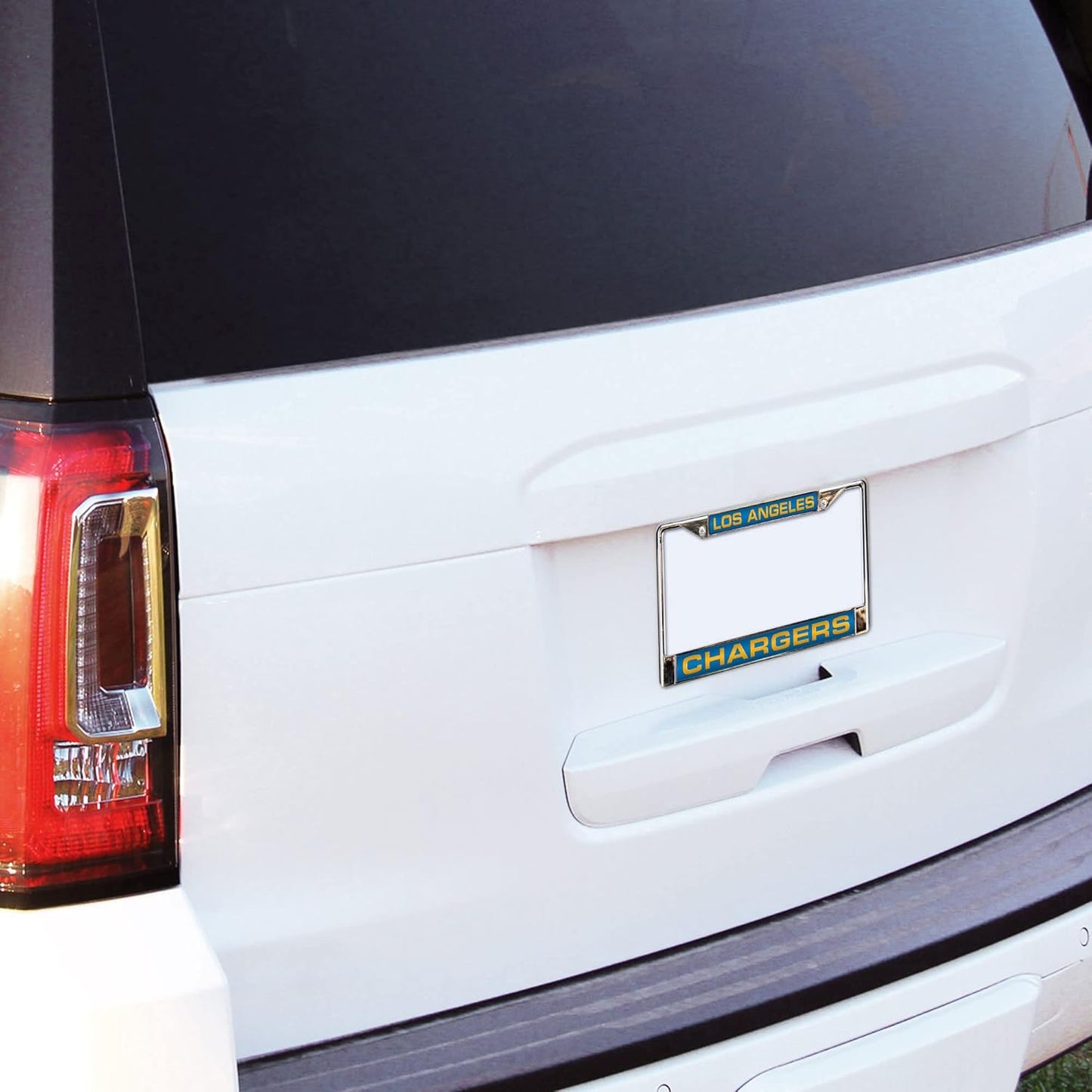 Rico Industries NCAA Unisex-Adult Laser Cut Inlaid Standard Chrome License Plate Frame