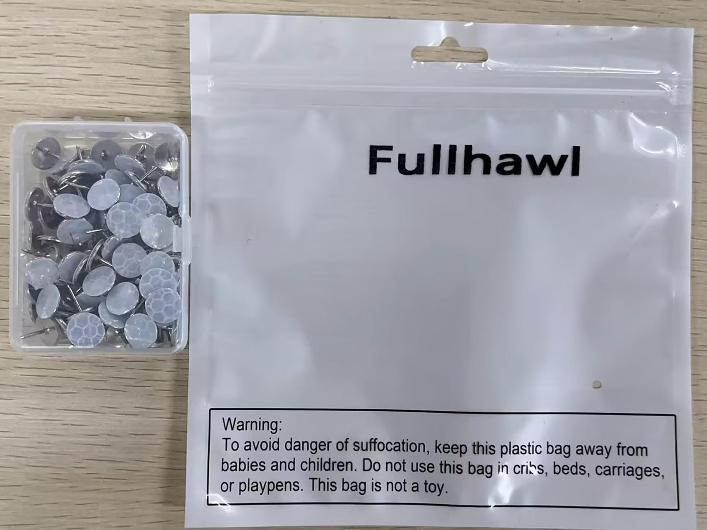 Fullhawl 100 Reflective Tacks Trail Marking Tacks Glow Reflective Mark Trail Markers Thumb Nails for Hunting Hiking Camping Tree Stand (Sliver)