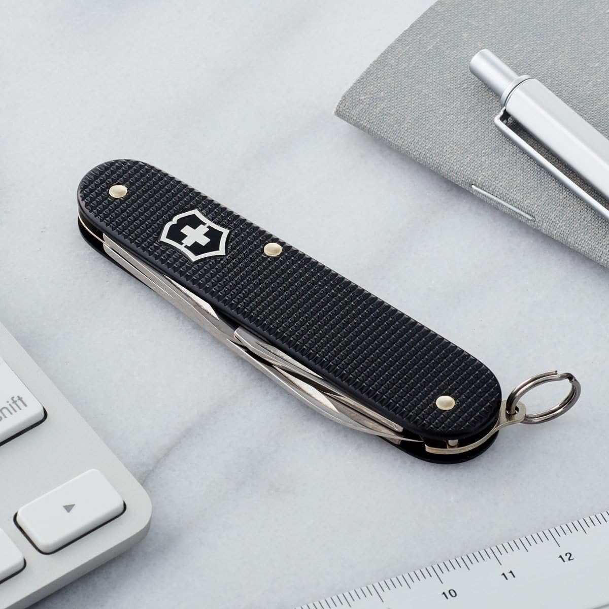 Victorinox Cadet Alox Swiss Army Knife, 9 Functions, Swiss Made Pocket Knife with Large Blade, Screwdriver, Can Opener and Wire Stripper - Silver