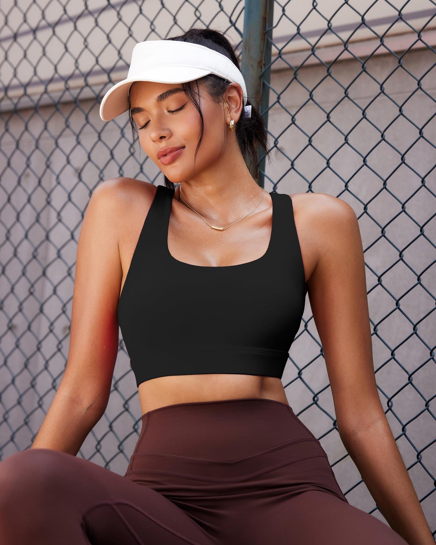 RUNNING GIRL High Impact Sports Bras for Women - Scoop Neck Strappy Sports Bra High Support Moulded Cup Workout Bra(WX3022 Black M)