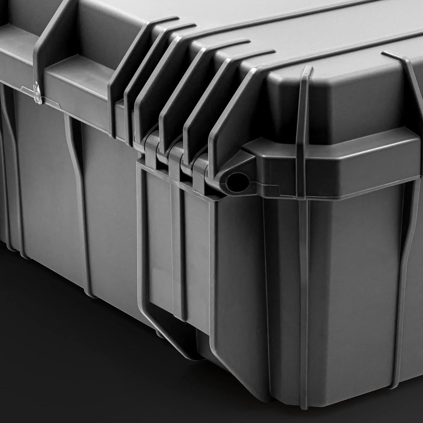 Seahorse 630 Heavy Duty 4 Pistol Case - TSA Approved/Mil Spec / IP67 Waterproof/USA Made for Firearms, Pistols, Handguns; Stores 4 Pistols and 12 Magazines