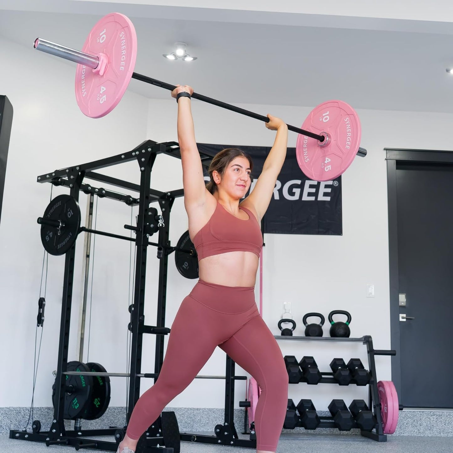 Synergee Open 15kg and 20kg Black Phosphate and Chrome Olympic Barbell. Rated 1000lbs for Weightlifting and Powerlifting.