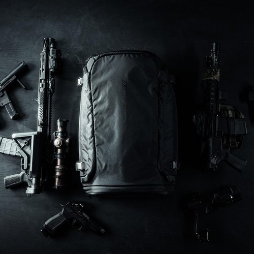 Eberlestock Fade Adapt Pack - EDC Backpack with Expandable Scabbard - Quick Disconnect Weapon Retention Strap - 2,545 C.I. - Olive