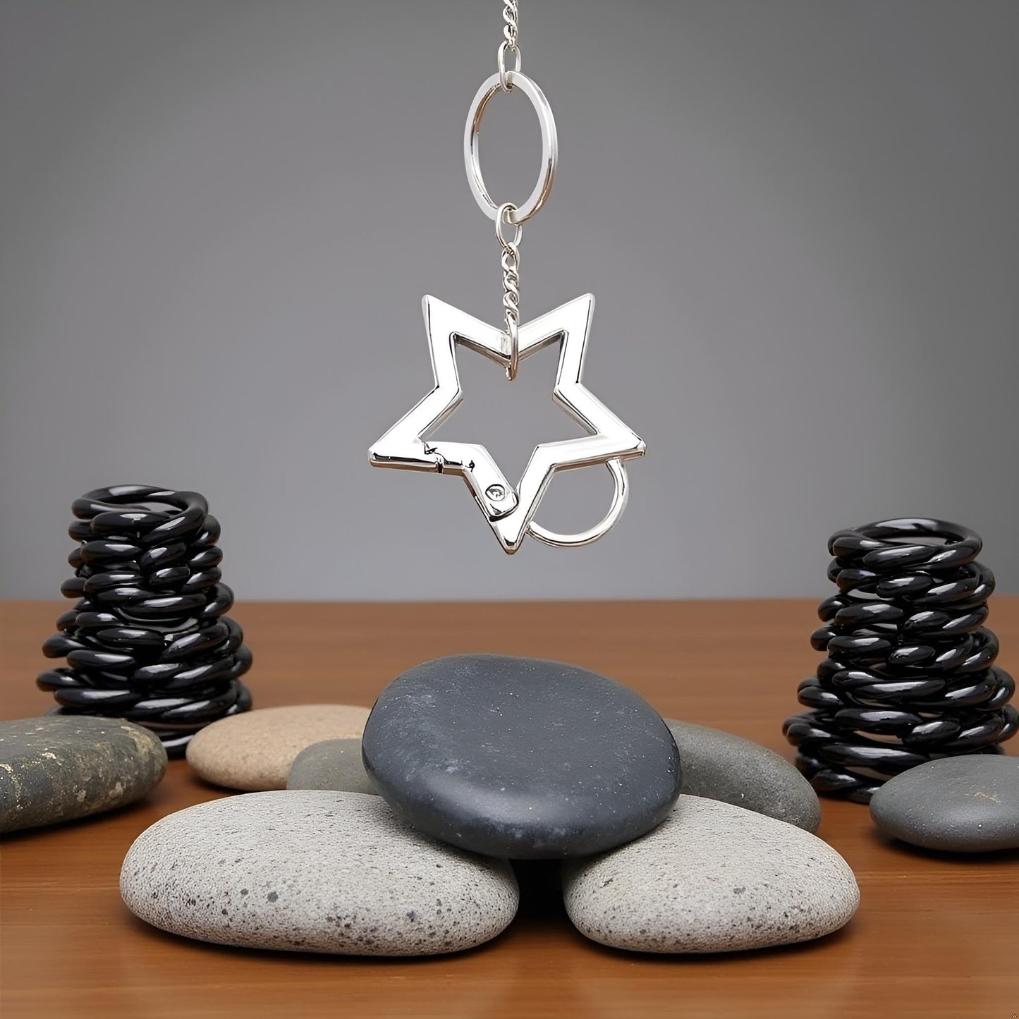 3Pc Star Shaped Stainless Steel Keychain Clip Carabiner Snap Hook Holder Star Carabiner Hook Clip Key Holder Carabiner Clip for Keys and Wallet with Key Chain Rings Accessories (M)