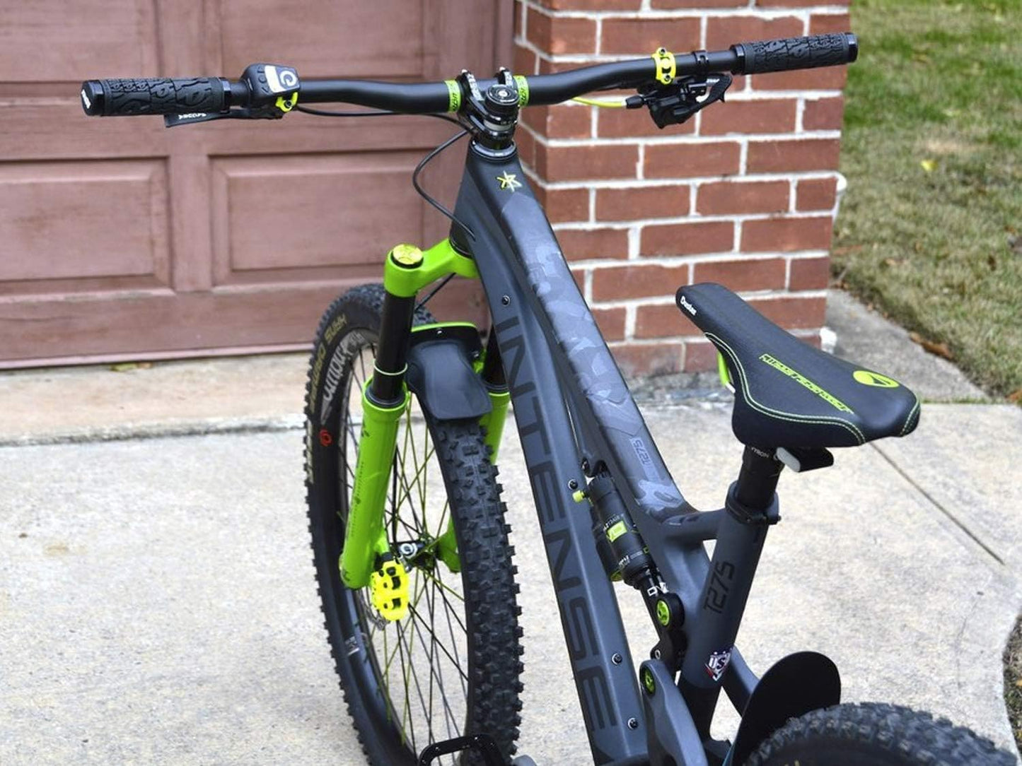 Universal Bike Frame Protector Set - 9-Piece High-Impact PVC for Down Tube & Chainstay