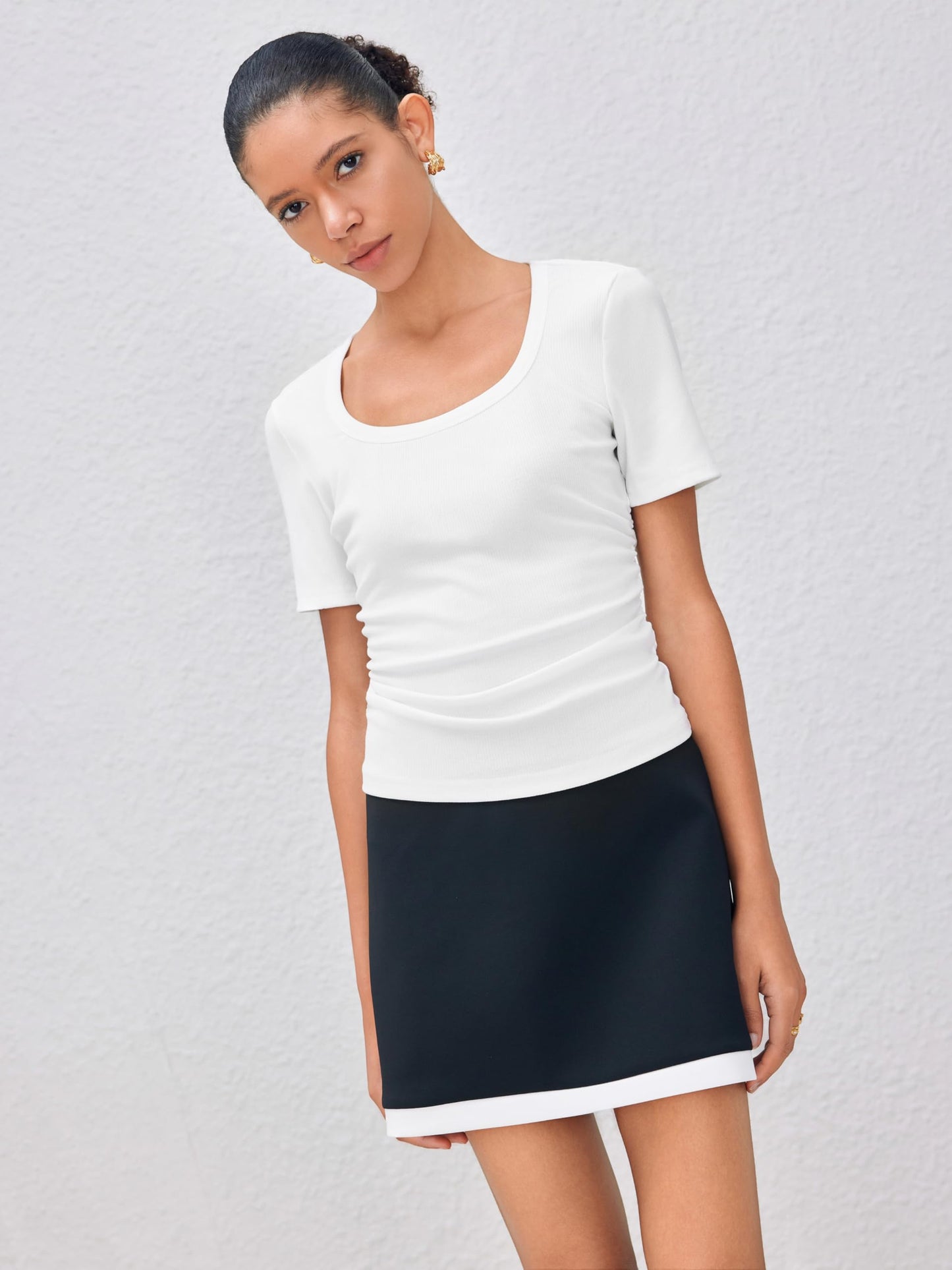 CIDER Crop Tops for Women Square Neck Short Sleeve Ruched Fitted Tee Casual Basic Summer Going Out Tops Black
