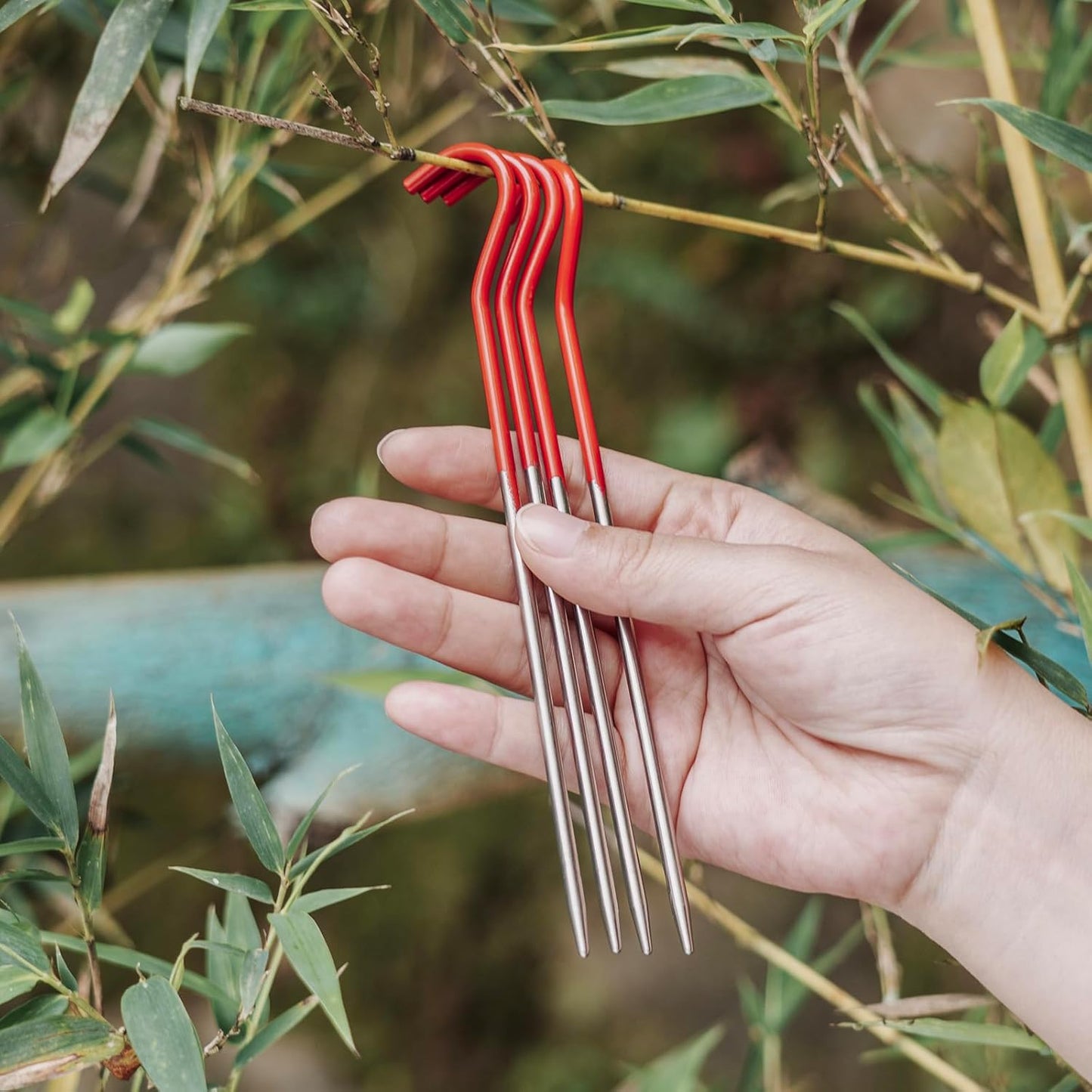 iBasingo 12pcs/lot Titanium Alloy Pegs Outdoor Camping Tent Stakes Portable Elbow Grass Tent Nail A-Ti4001P