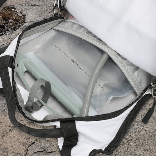 INOXTO 1.5L/2L Hydration Bladder, Water Bladder with Water Reservoir Hose Insulator & High Flow Bite Valve for Hiking Backpack, Leak Proof 1.5/2L Water Reservoir for Camping Cycling Running (1.5L)