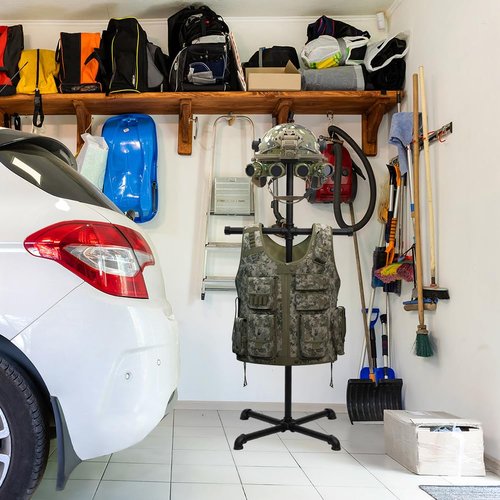 Derkerry Tactical Gear Body Armor Stand: Tactical Vest Hanger for Police & Duty Gear - Helmet Vest Belt Display Rack