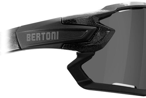 Bertoni Sport Sunglasses Polarized Photochromic Cycling MTB w. Prescription Carrier QUASAR (Black/Photochromic Polarized Yellow)