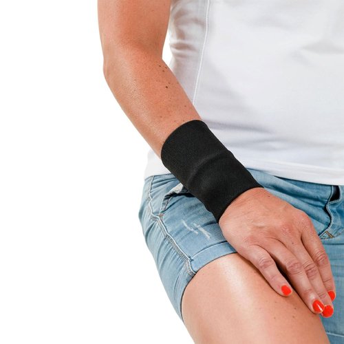 Back on Track Classic Wrist Brace 2-Way Stretch 1300 with Welltex Technology, Black, Small