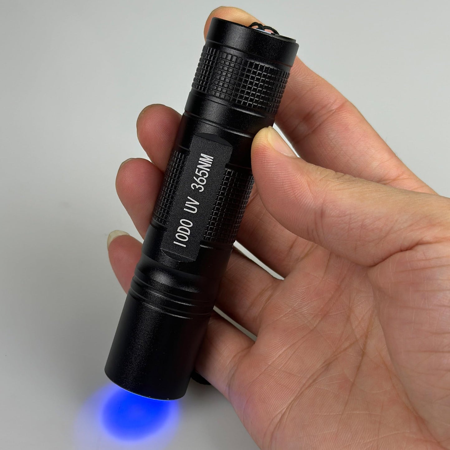 I0DO Uv Flashlight for Rocks and Minerals,Crystals Stones,Agates,Gemstones,Gems,Uranium Glass,Jade Appraisal Light High Power Short Wave/Long Wave 365nm (365 Nm Uv Flashlight)