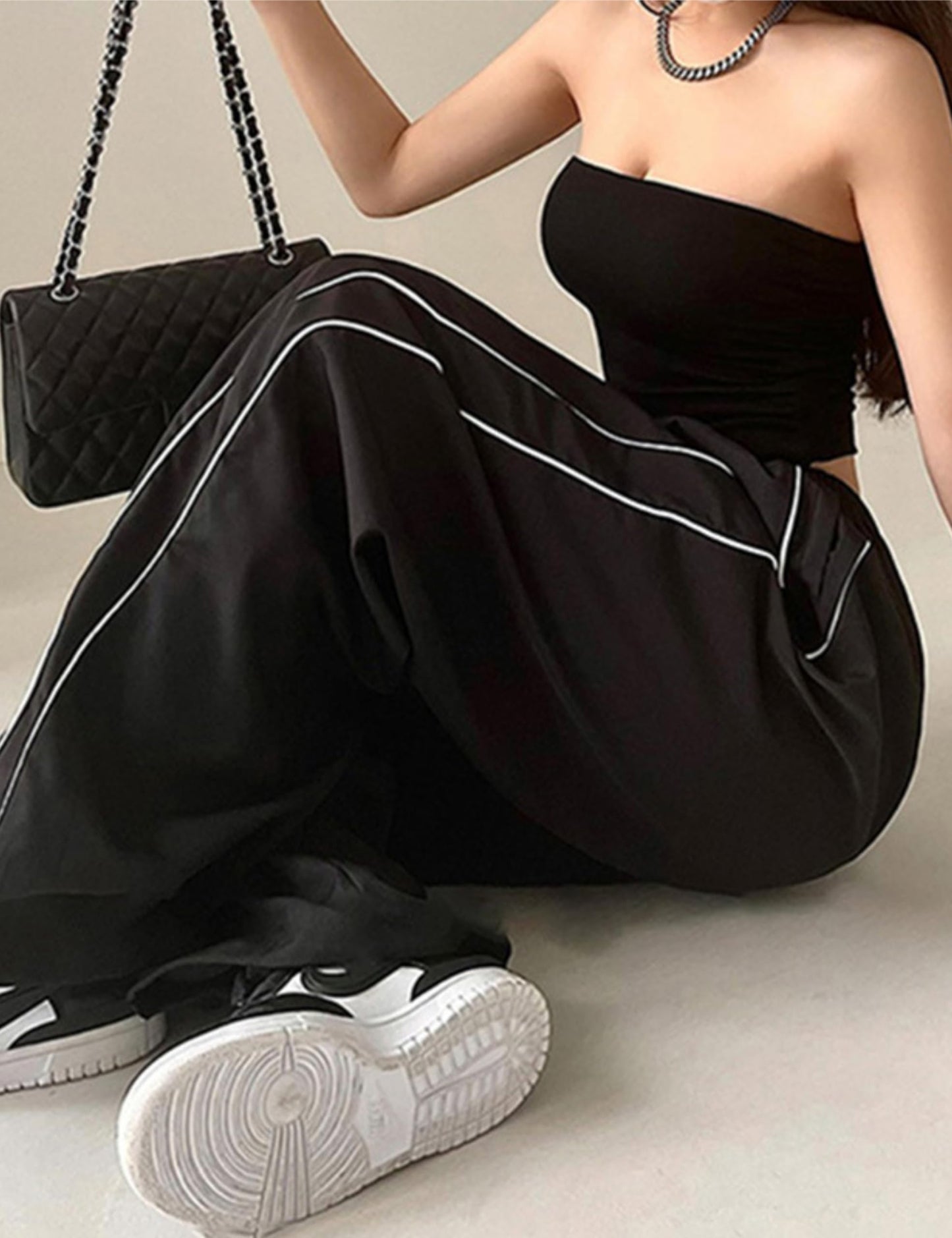 Shebote Womens Parachute Pants Wide Leg Baggy Y2K Elastic Waist Jogger Sweatpants Track Pants Streetwear(0046-Black-M)