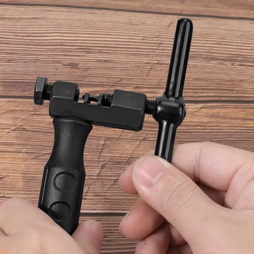 Oumers Bike Chain Breaker Tool, Universal Bike Chain Cutter Tool for 7 8 9 10 11 Speed with Spare Replaceable Pin