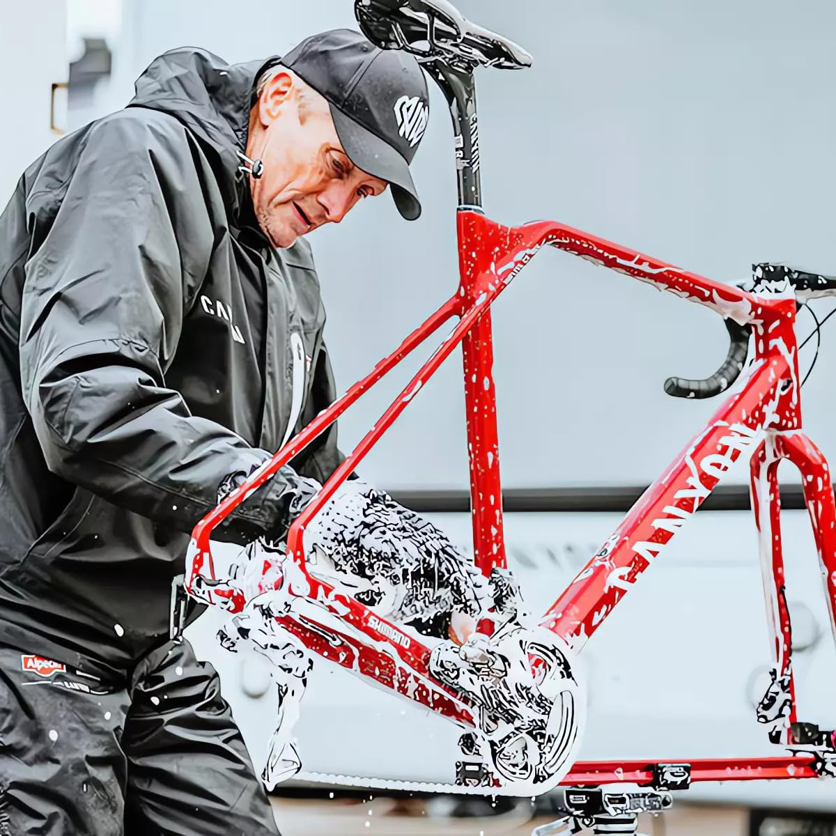 Airmates Bike Chain Cleaning Kit - Including Bicycle Chain Cleaner Degreaser, Cycling Chain Lube, Bike Cleaner Brush Tool and Gloves Suitable for MTB Ebike Road Bike and Trail Bikes