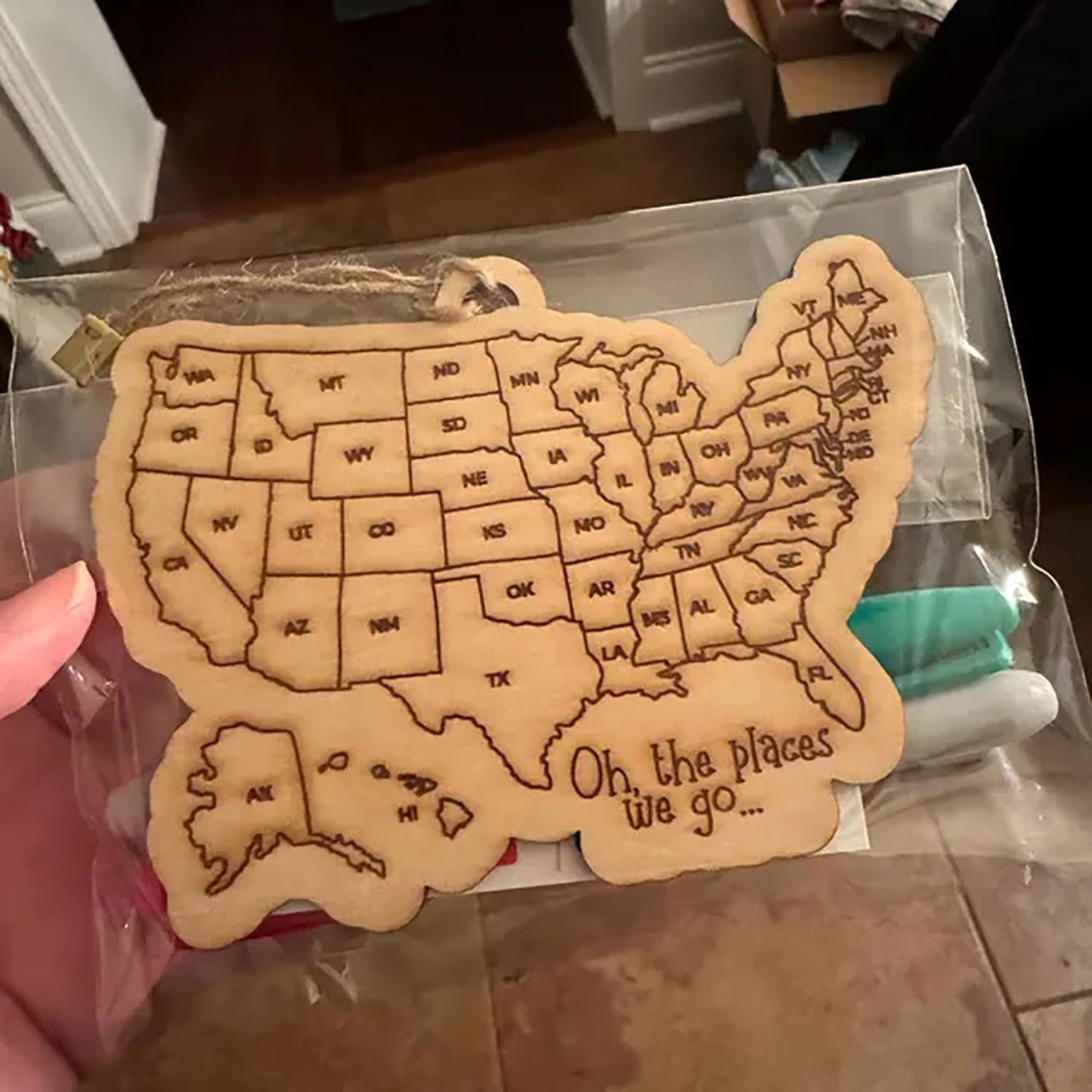 QENWWENG Oh the Places We Go US Travel Check Off Map,Wooden Where I've Been Wall Sign,United States Travel Adventure Ornament,USA 50 states Map