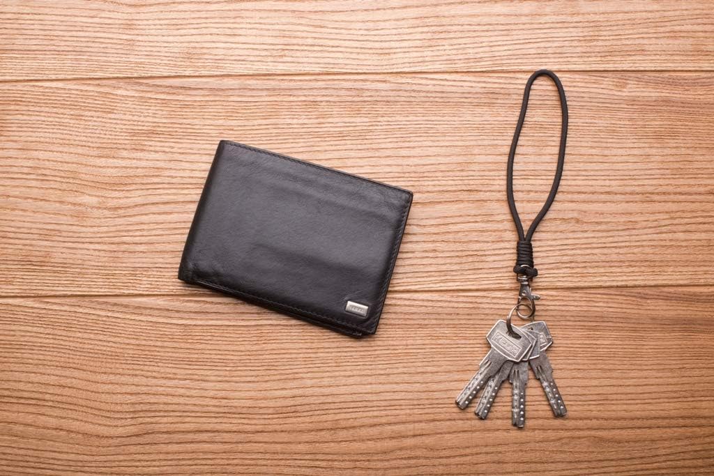 RIMAD Nautical Rope Cord Paracord Sailboat Keychain for Men for Women