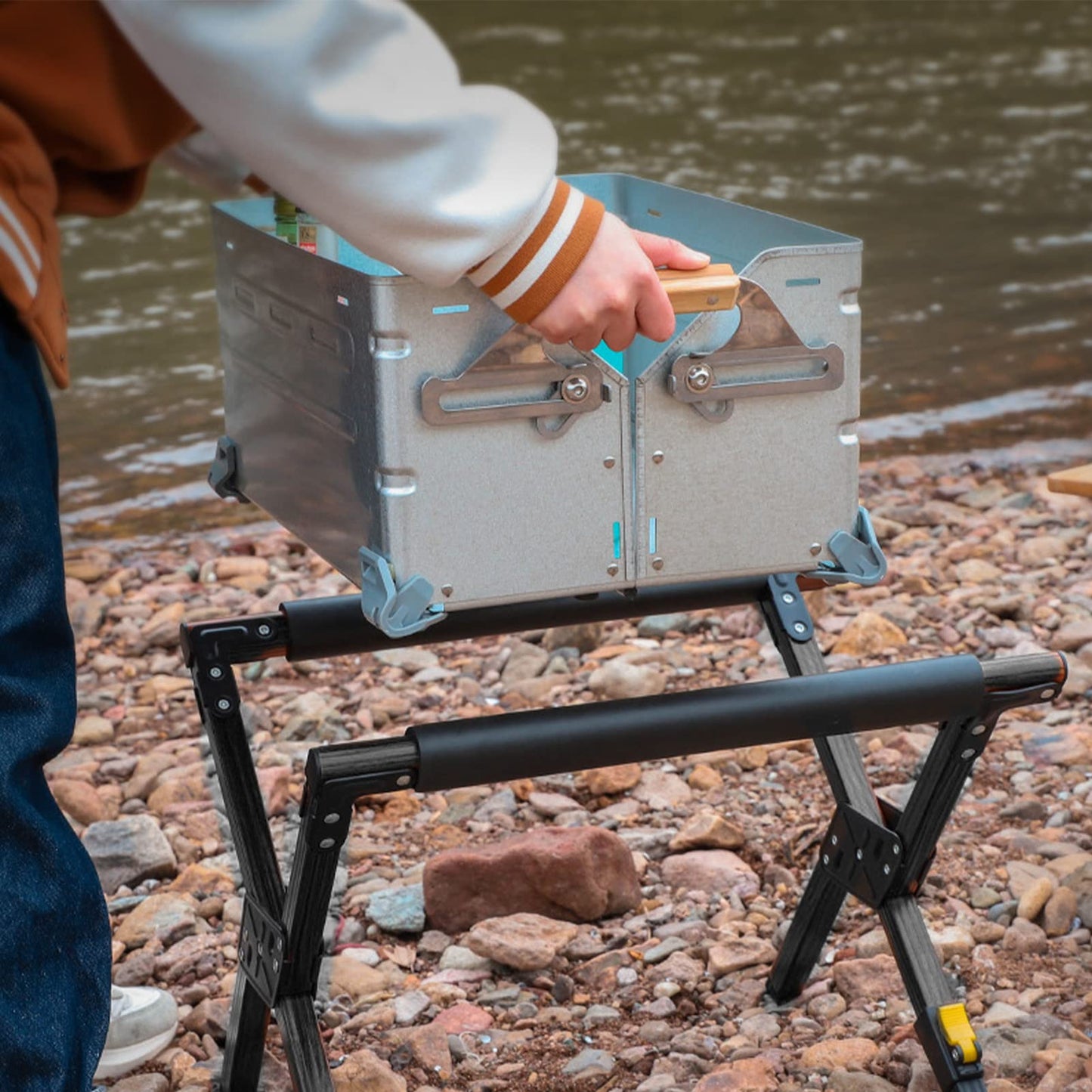 Folding Cooler Stand, Aluminum Alloy Adjustable Folding Cooler Stand Frame Portable Cooler Rack Luggage Rack For Guest Room Foldable Fridge Ice Box Holder for Camping BBQ Cooking