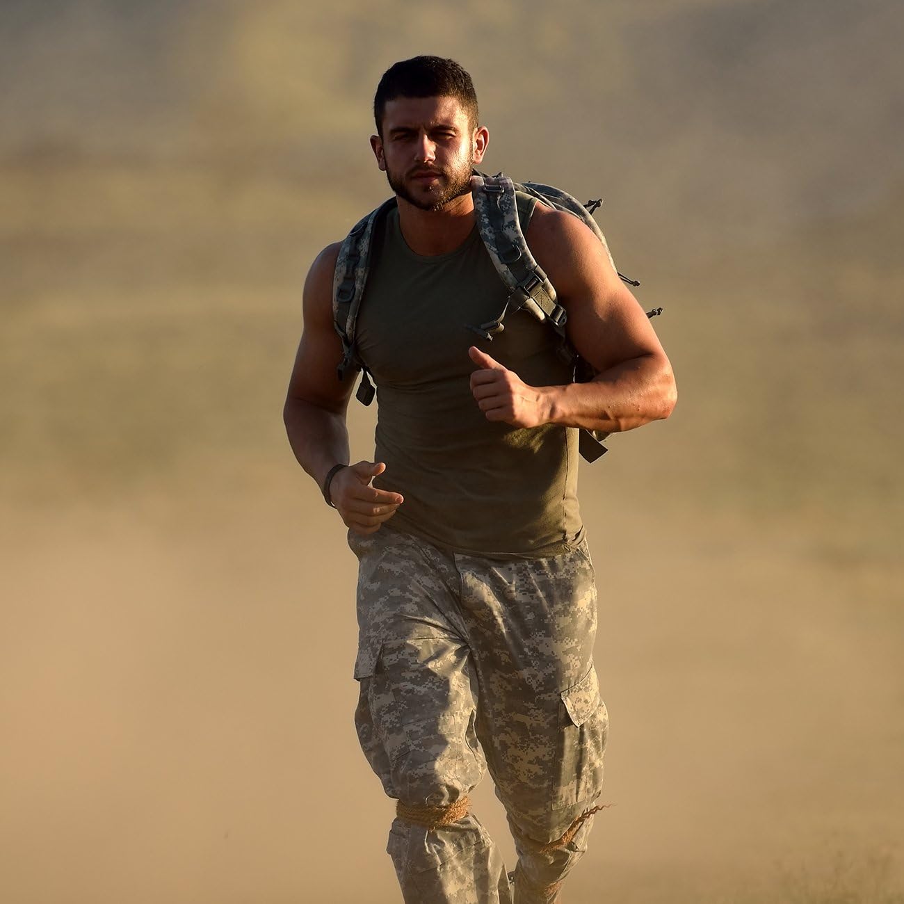 Gelindo 35L Tactical Hunting Backpacks - Military Molle Backpack Survival Bag - Small Tactical Backpack with Molle System for Men, Camouflage