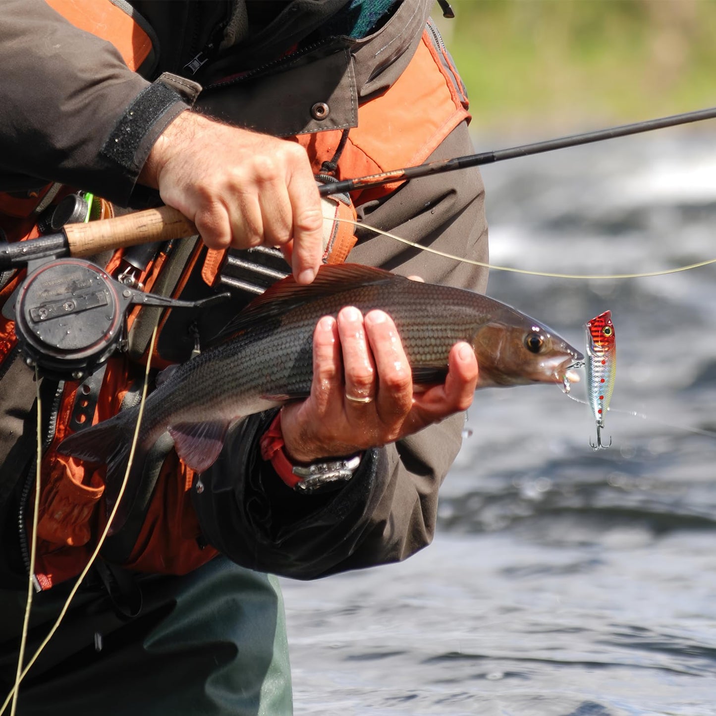 71Pcs Fishing Lures Kit, Fishing Tackle Box Fishing Baits Including Crankbaits for Bass, Salmon for Freshwater and Saltwater, Fishing Accessories Fishing Gear, for Dad Men