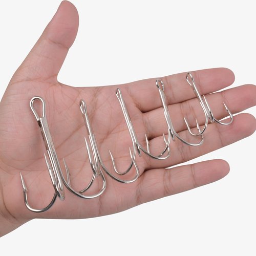 Classic Treble Hooks,20pcs Large Treble Fishing Hooks Saltwater Treble Hooks Silver Big Game Triple Barbed Fish Hooks Saltwater Fishing Hooks Size 4/0 6/0 7/0 8/0 10/0