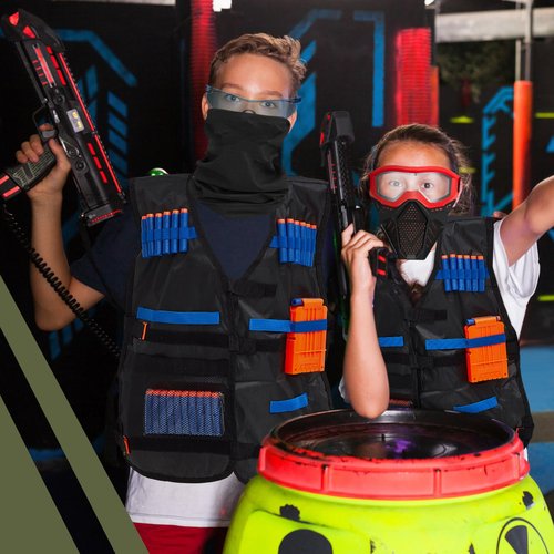 Motionchic 2 Sets Kids Tactical Vest Kit Tactical Mask for Boys Girls Face Protective Shooting Game Party Series