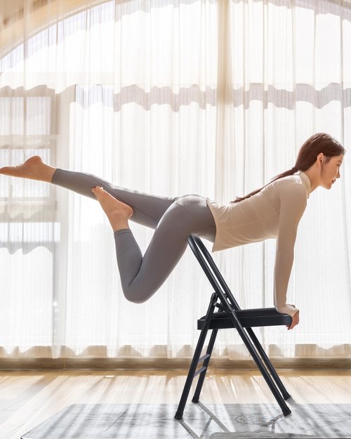 CIGOCIVI Yoga Auxiliary Chair Backless Relieve Neck and Back Pain Chair Foldable Balance Handstand Training Tool Alloy Steel (Black)