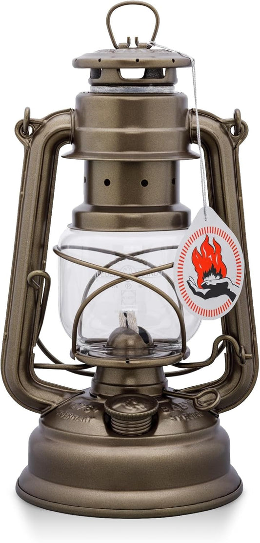 Outdoor Kerosene Fuel Lantern, German Made Weather Resistant Baby Special 276 Galvanized Hurricane Lamp for Camping or Patio, 10 Inches, Bronze