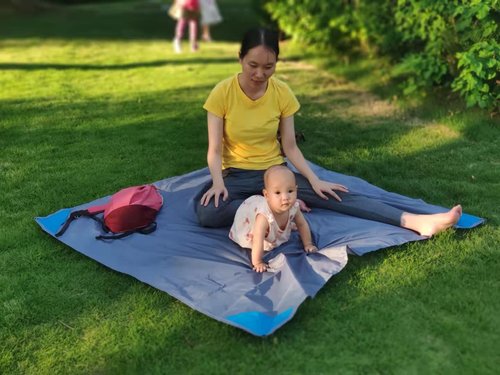 Orga'Neat Outdoor Pocket Blanket, 55”*60” Foldable Compact Lightweight Fast Dry Thin Tarp Mat for Picnic Camping Hiking Backpacking, Water-Resistant, Easily Put in Small Bag