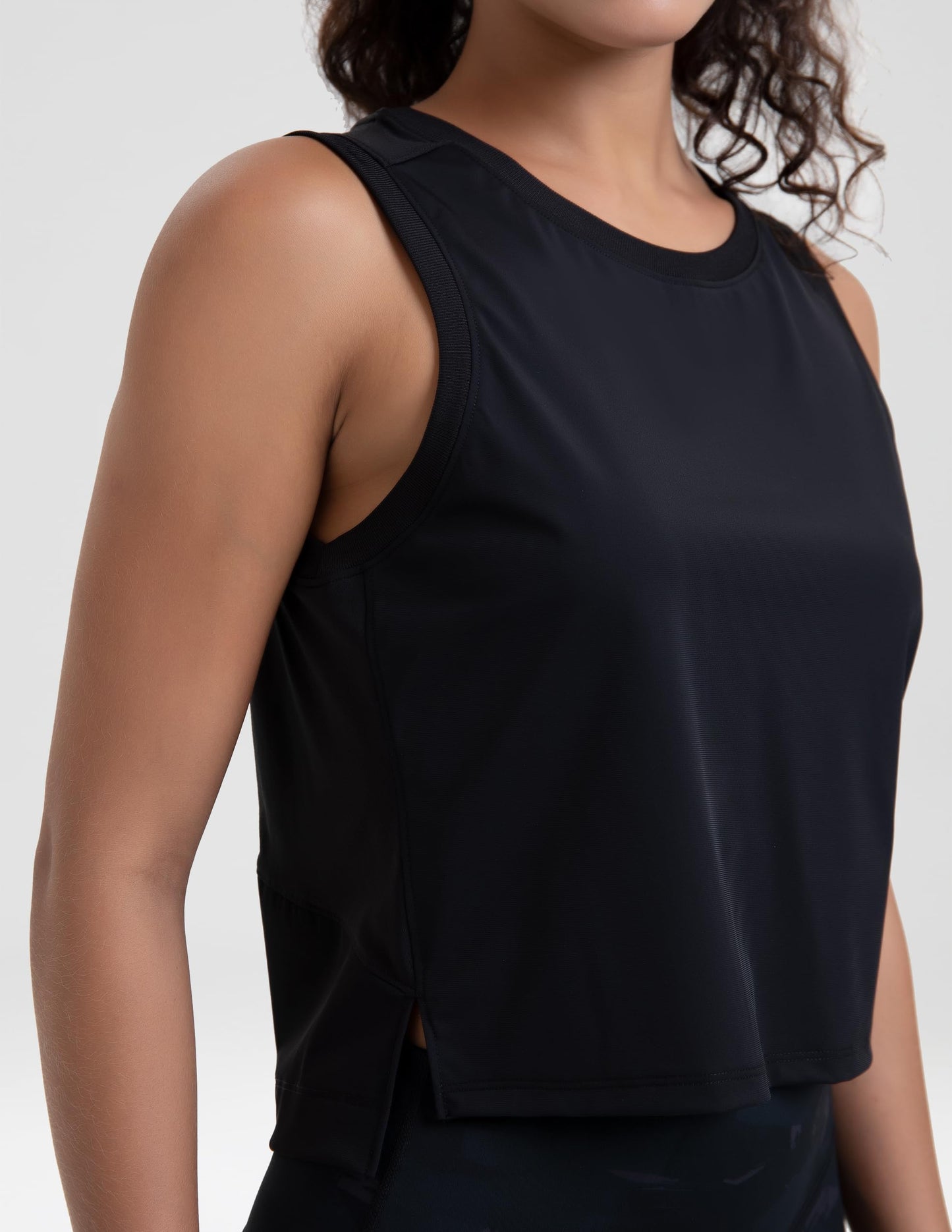 Colorfulkoala Women's Workout Top Quick Dry Athletic Shirt Mesh Back Muscle Tank (M, Black)
