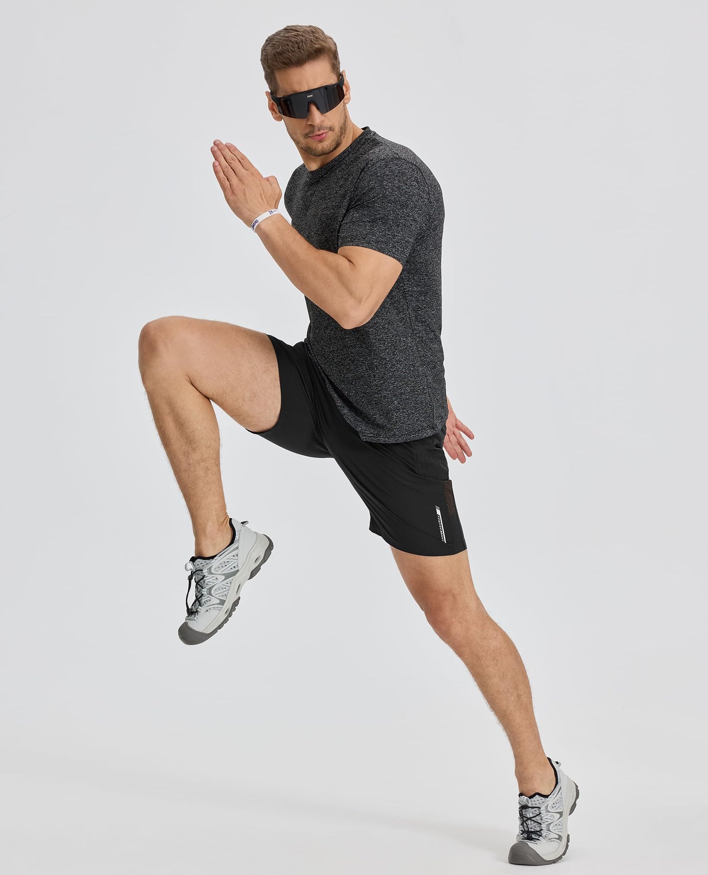 FOGFIRE Men's Athletic Running Shorts with Zipper Pockets Quick Dry Drawstring 7" Gym Shorts for Basketball Workout Jogging-Black