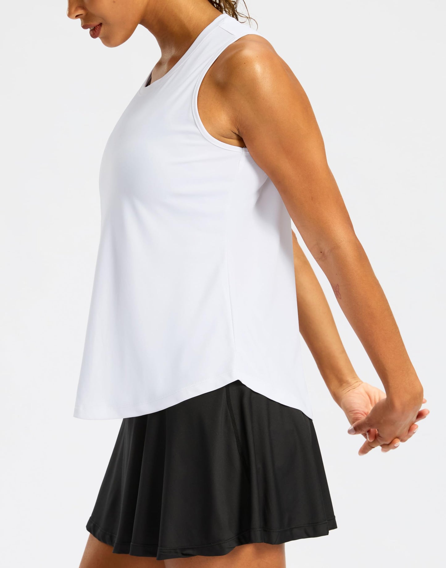 G Gradual Workout Tank Top for Women Sleeveless Athletic Yoga Tops High Neck Quick Dry Running Tennis Sports Shirts for Women(White,M)