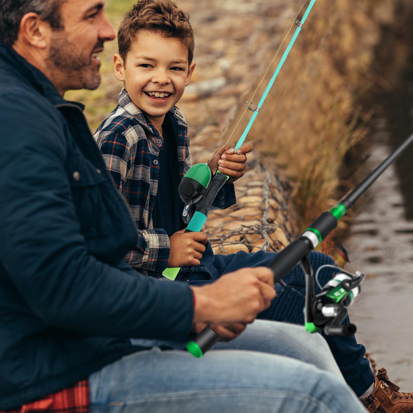 Family Fishing Pole Combo, 2PCS Portable Parent-Child Travel Fishing Kit, 6.89FT 4.92FT Telescopic Fishing Rod Spinning Reel Spincast Reel Baits Pliers Fish Lip Gripper Gift for Adults Kids Youth