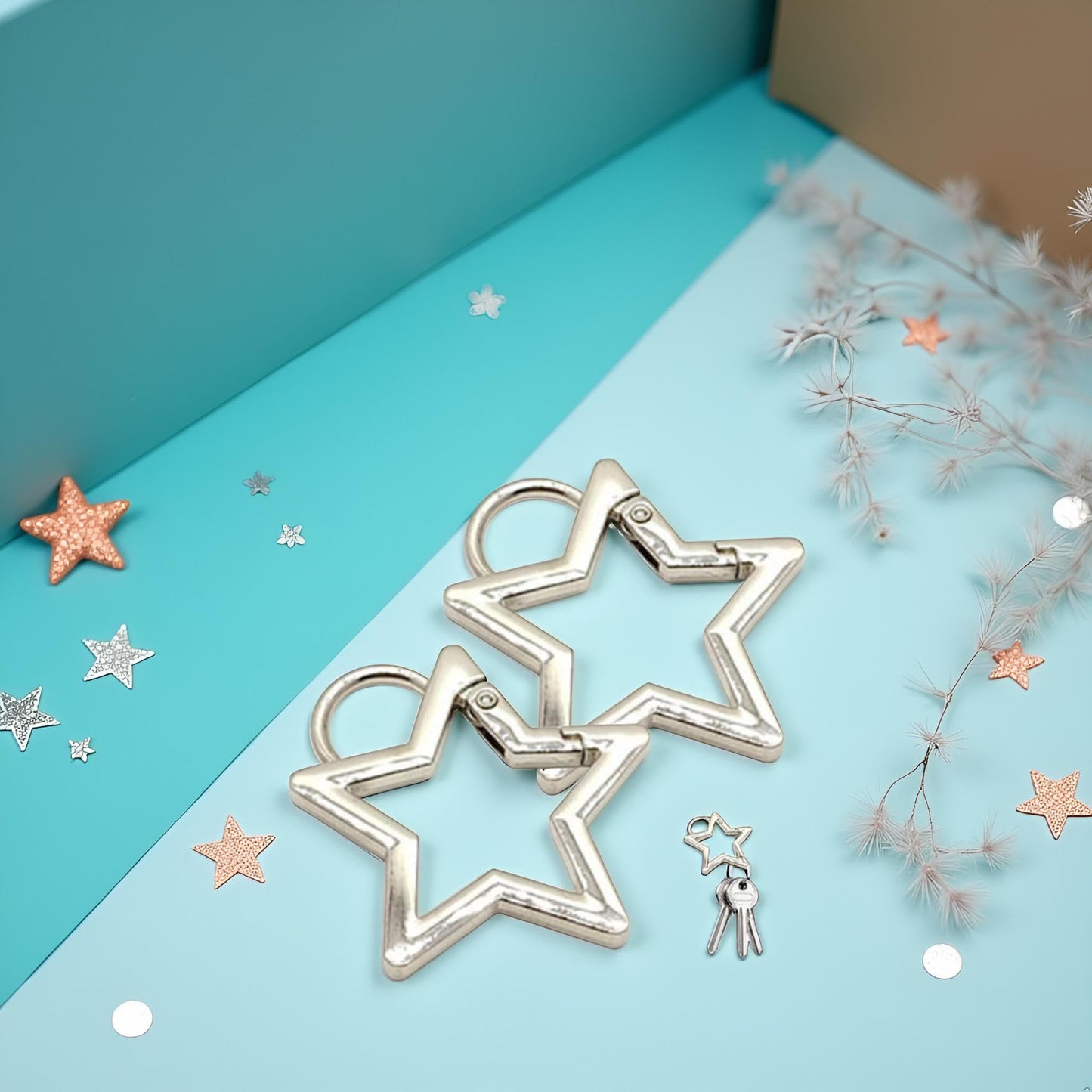 Jowxsx 2Pcs Silver Star Carabiner Clip,Keychain Metal Key Ring Heavy Duty Star Keychain Clip Polished Cute for Sports and Outdoors Craft Making Locking Carabiners Accessory