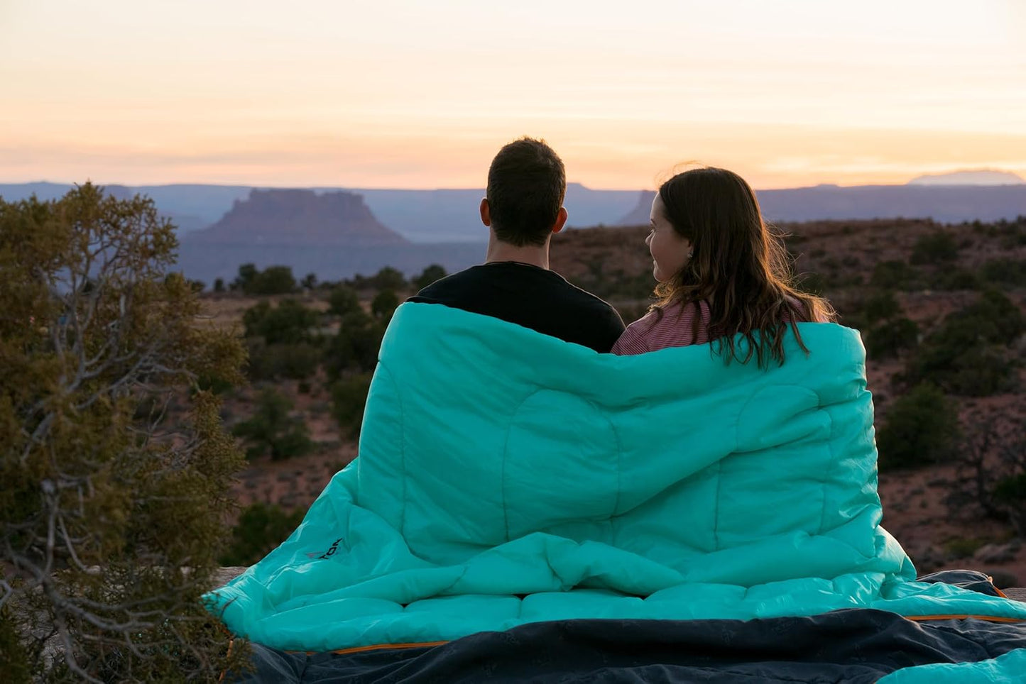 Teton Mammoth Queen Size Double Sleeping Bag- A Warm Bag The Whole Family can Enjoy – Great for Camping, Hunting and Base Camp. Compression Sack Included