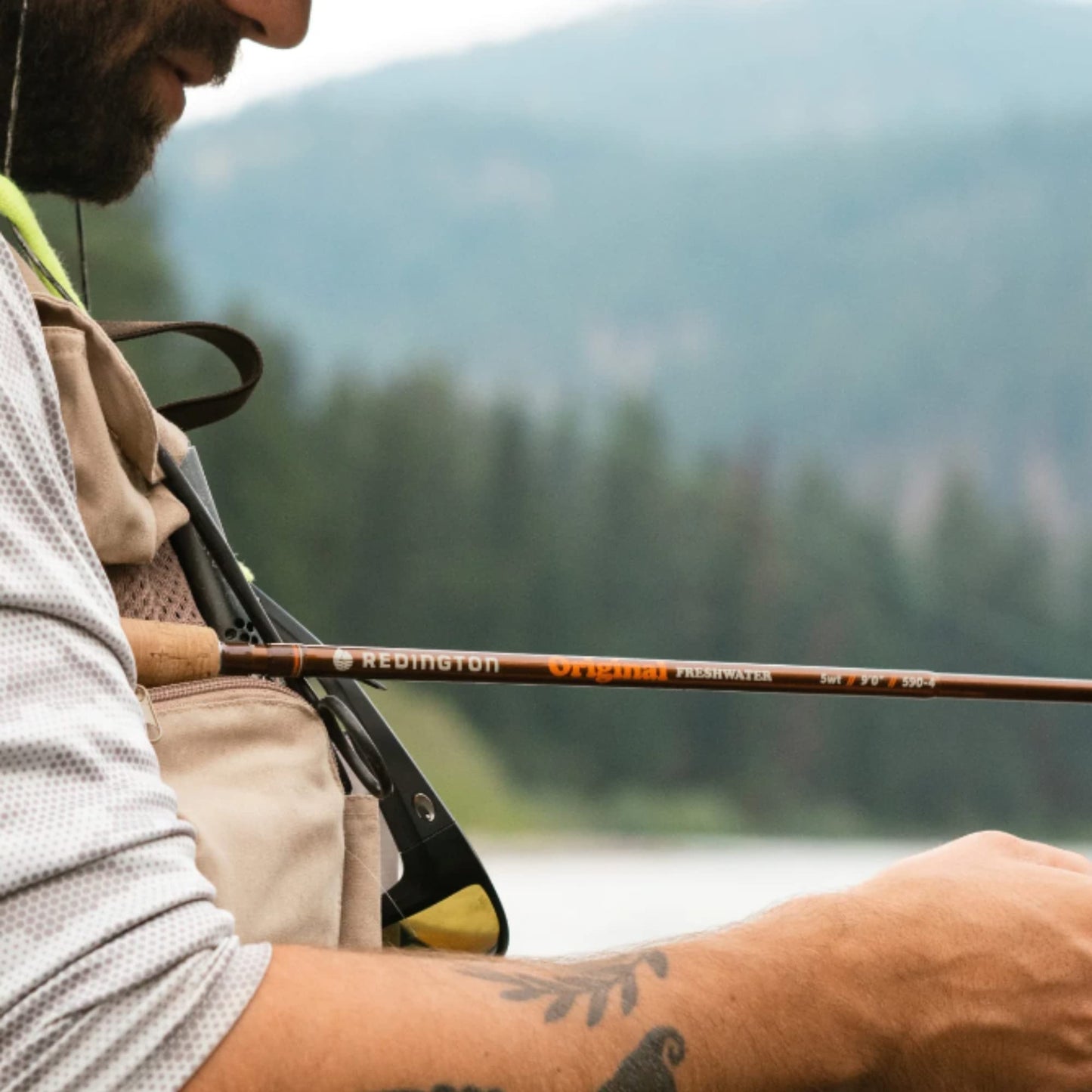 Redington All Water Fly Fishing Kit, 8 Weight 9 Foot Inshore Rod, Crosswater Reel, Fly Line, Leader, & Carrying Case