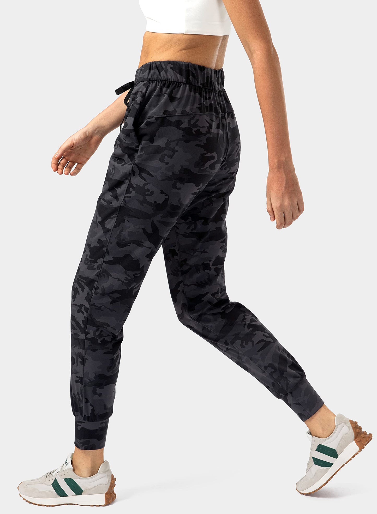 SANTINY Women's Joggers Pants Pockets Drawstring Running Sweatpants for Women Lounge Workout Jogging(Camo Deep Coal Multi__XXL)