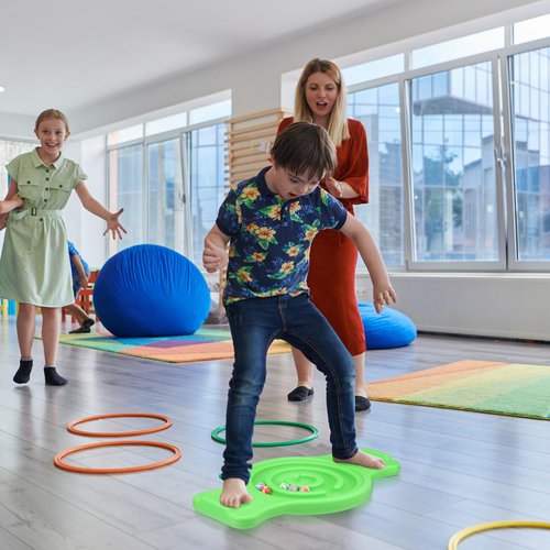 Seenelling Maze Balance Board for Kids Plastic Wobble Rocker Balance Board with Mini Balls Load 220lb Balance Game with Handles for Toddler Balancing Exercise Equipment Game, 24.5 x 11.8 Inch (Green)