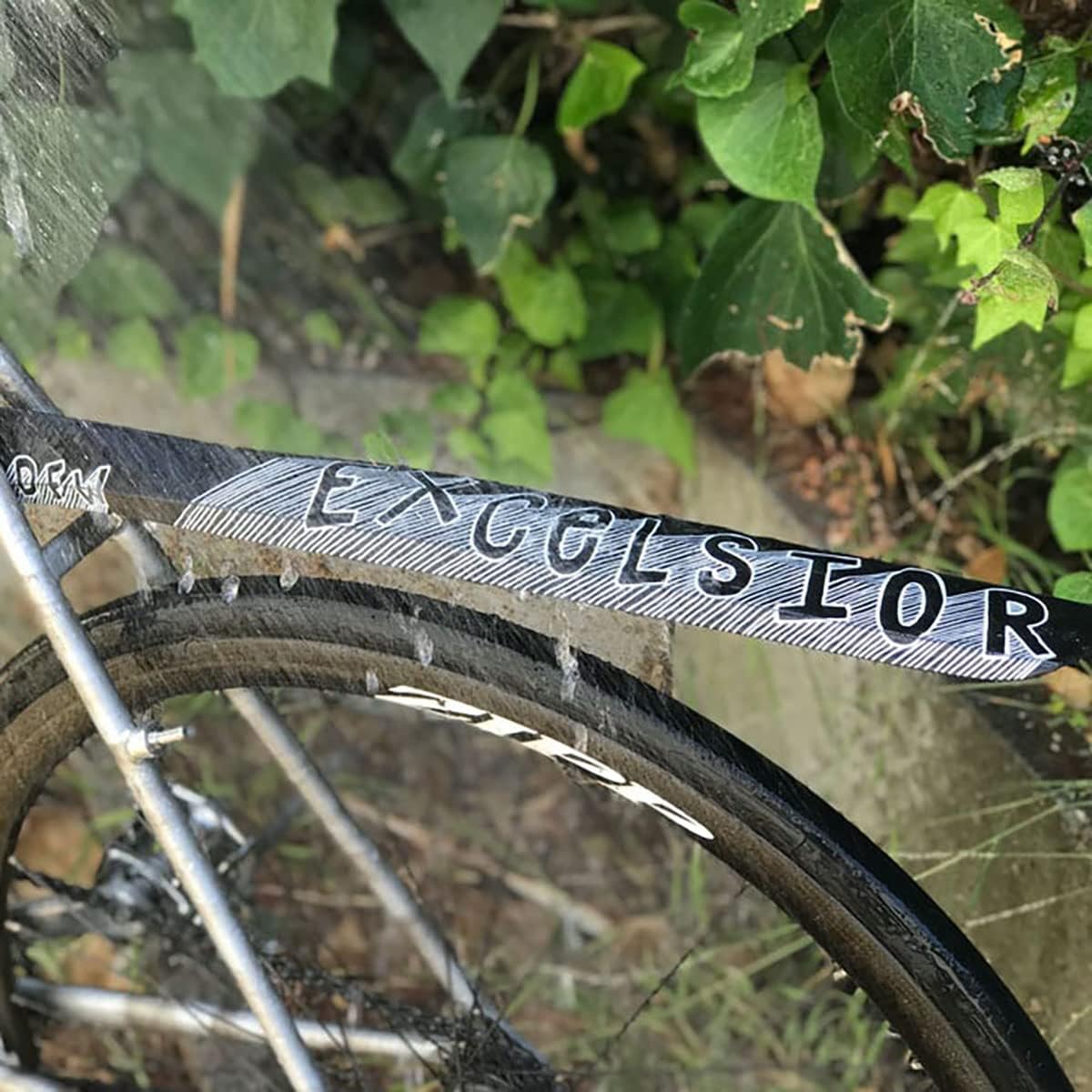 Ass Savers - Fendor Bendor - Rear Mudguard for Bicycles, Lightweight, Easy to Install, Excellent Coverage, Regular Size for Urban and Road Bikes, Big Size for Gravel or MTB, Swedish Design