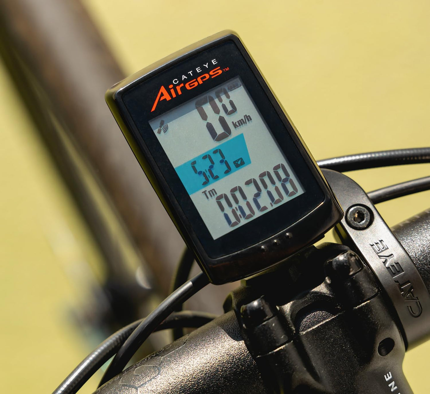 CATEYE OF-100 Out Front Bike Computer Bracket – Bolt-on Mount, Positions Computer Front and Center, Easily View Your Ride Data, Compatible with Padrone, Strada, Urban and Velo Wireless Computers