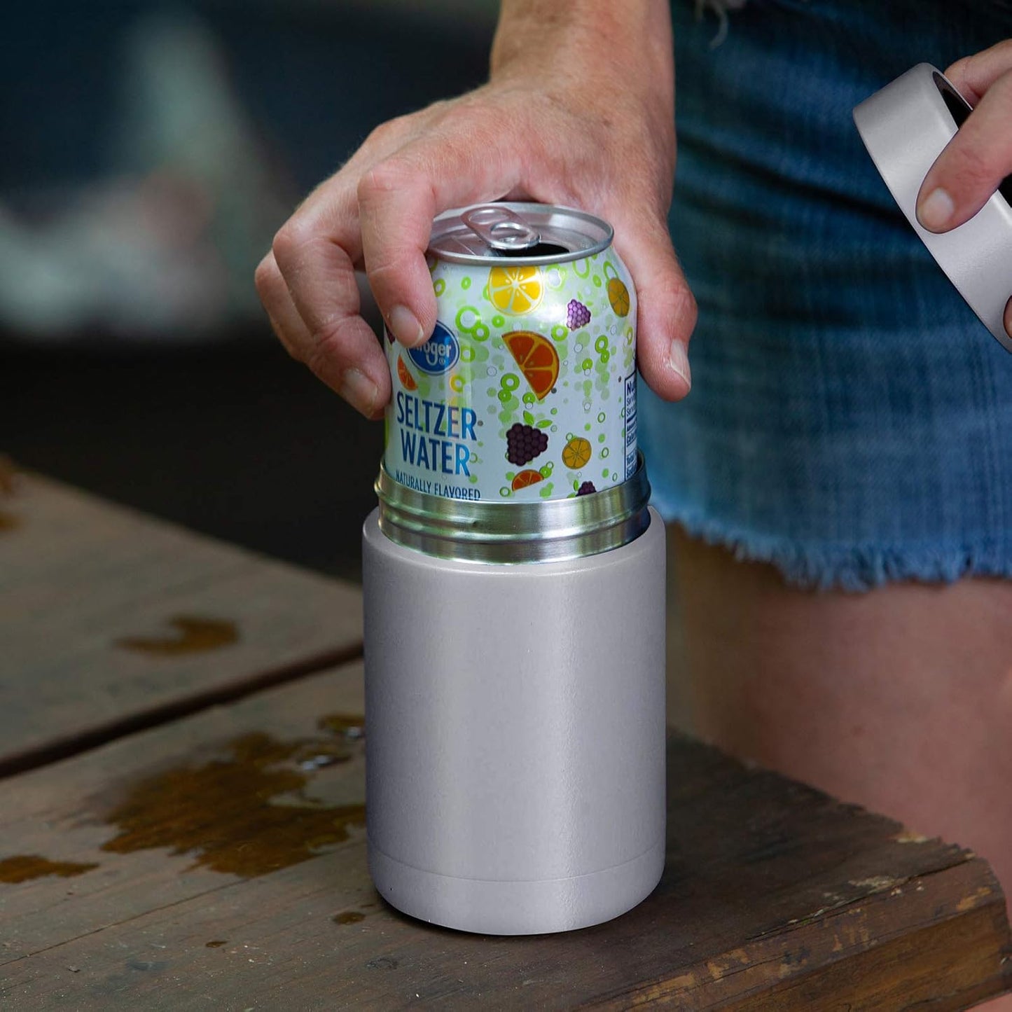 Tahoe Trails 12 oz Stainless Steel Double Wall Vacuum Insulated Can Cooler (Blue)