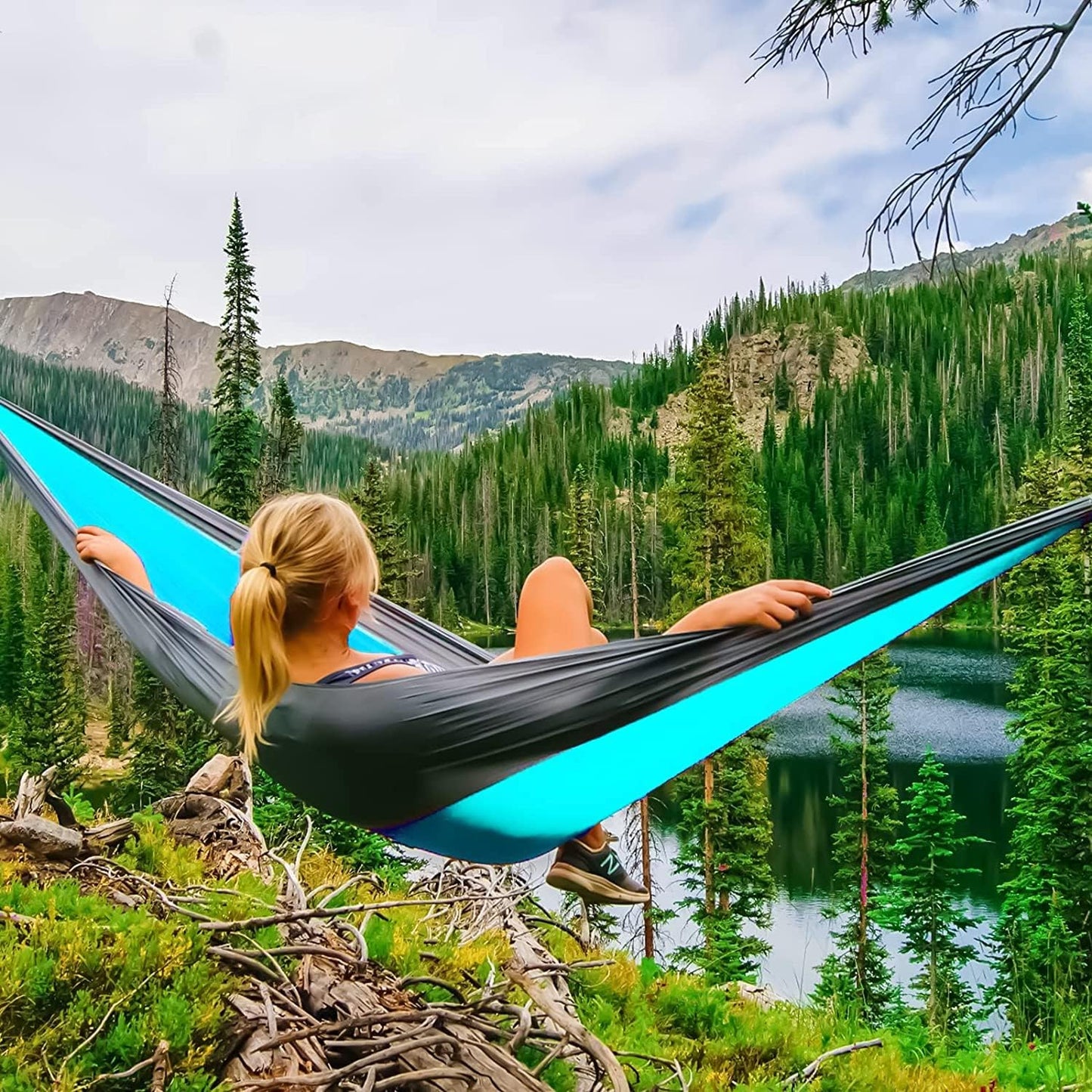 Camping Hammock 500 lb Capacity – Portable Double Hammock with Tree-Friendly Straps and Carabiners, Lightweight for Backpacking, Hiking, Travel, Beach, Backyard