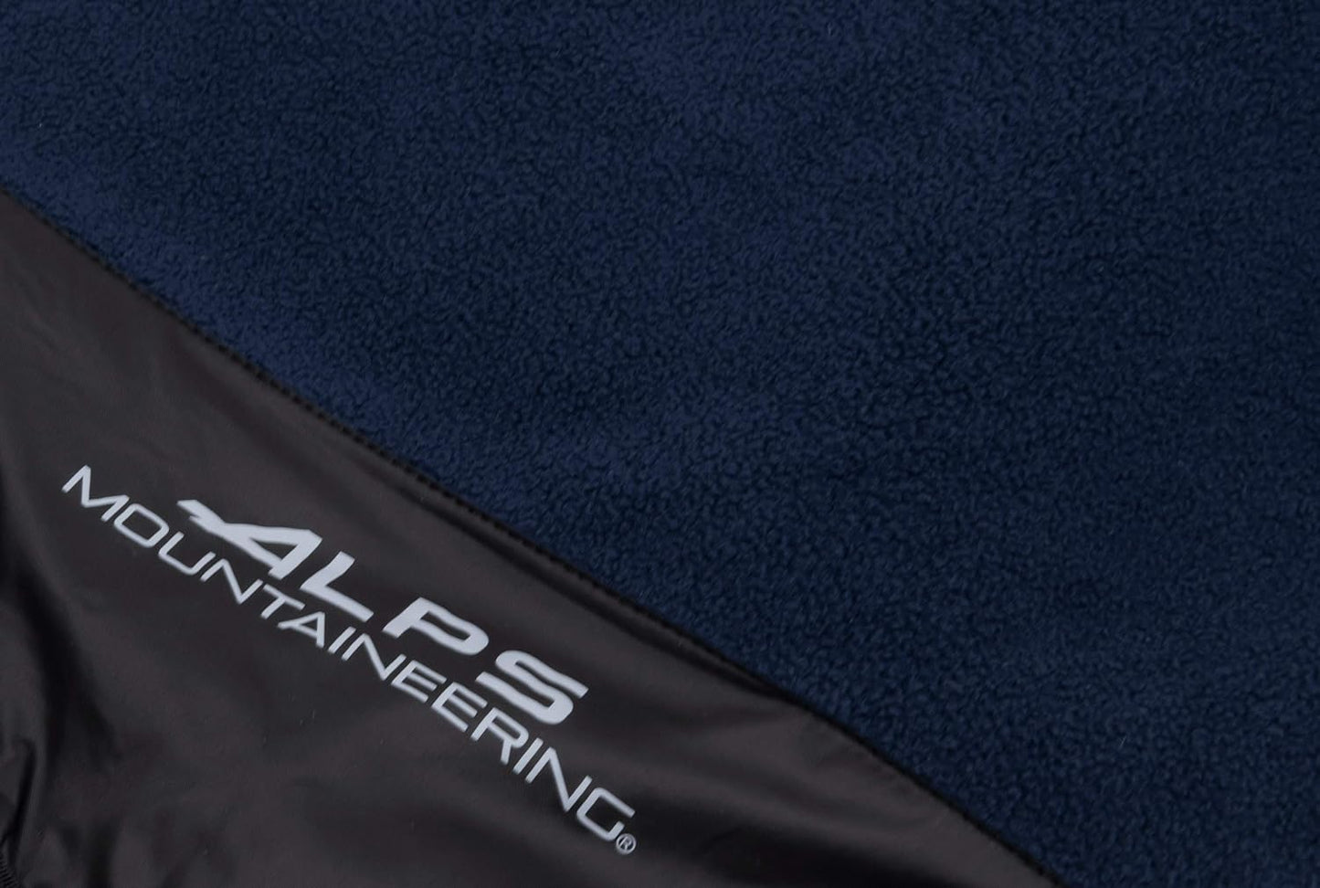 ALPS Mountaineering Dayventure Waterproof Blanket - Navy
